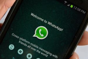 WhatsApp to limit message forwarding to 5 chats in India