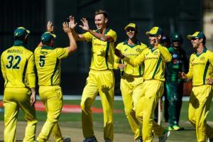 Australia hammer Pakistan by nine-wickets in T20 tri-series