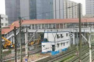 Mumbai: FOB connecting Elphinstone-Parel stations becomes operational