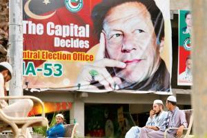 Imran Khan begins coalition talks