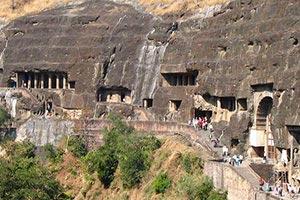 Travel back in time with Ajanta and Ellora caves!