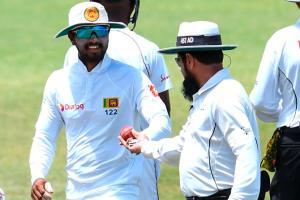 Sri Lanka take to field two hours late after 'ball-tampering' row