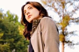 'Anushka Sharma yelled like a crazy roadside person'