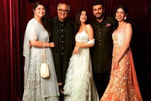 Arjun Kapoor shares photo with Anshula; Janhvi and Anand Ahuja join conversation