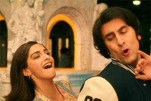 Sanju Badhiya song: Ranbir Kapoor and Sonam Kapoor recreate 80's romance