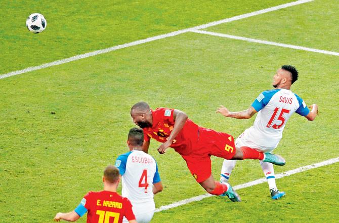 69th minute: Lukaku dives to head in his first goal