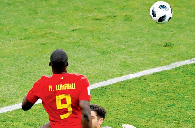 75th minute: Lukaku lobs the ball over the Panama 