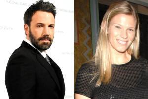 Ben Affleck joins girlfriend Lindsay Shookus' parents for dinner