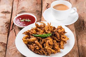 Enjoy Mumbai rains with these top chai-pakora destinations in the city