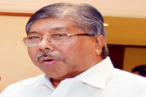 Chandrakant Patil: BJP to continue pushing for alliance with Shiv Sena
