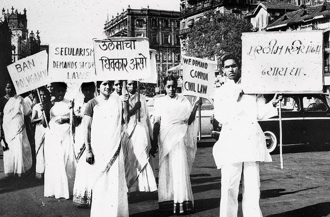 Hamid Dalwai seen at the forefront of the iconic 1966 march to Mantralaya which demanded secular laws for a secular country