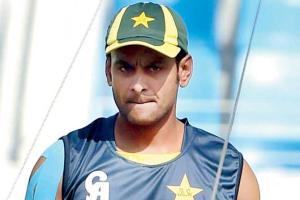 Mohammad Hafeez, Junaid Khan return in Pak ODI squad against Zimbabwe