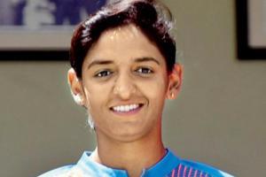 India eves beat Sri Lanka to keep final hopes alive