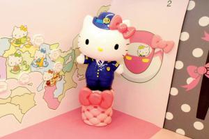 Peak Japan: Hello Kitty bullet train debuts this week