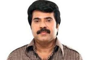 Superstar Mammootty steps in for Dulquer's Bollywood debut!