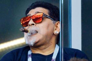 Diego Maradona: Did not know that no one can smoke in the stadiums