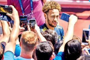 FIFA World Cup 2018: Fans create havoc with security as Neymar trains in Sochi