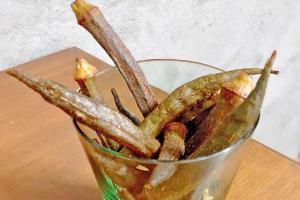 Mumbai Food: Head over to Khar's Neelam Foodland, try vacuum-fried ladies finger