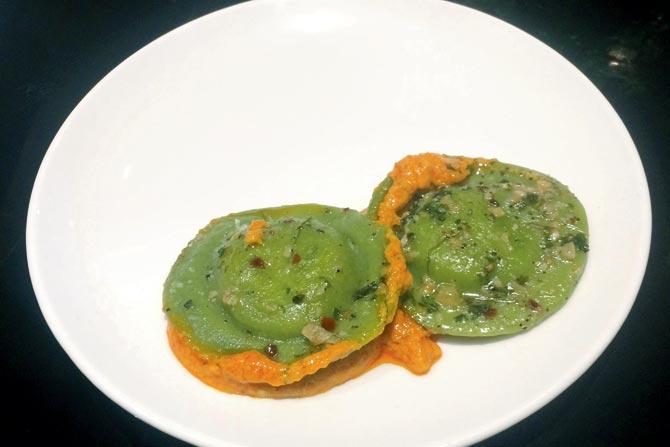 Makhni Ravioli