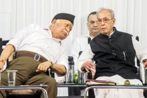 Pranab Mukherjee makes Congress happy with his speech at RSS headquarters