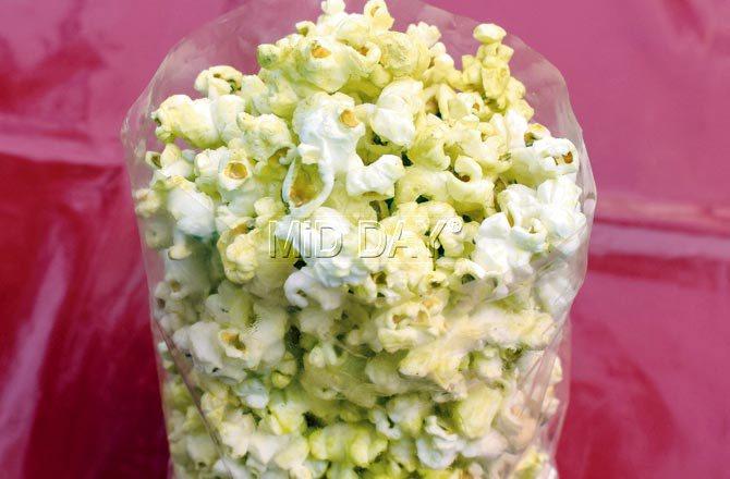 Raste ka popcorn. Pic/Ashish Raje
