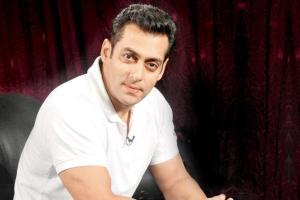 Salman Khan thanks audience for watching 'Race 3'