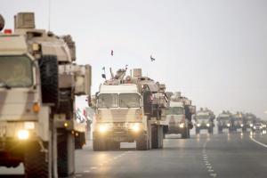 Yemen forces begin battle for vital port
