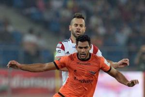 ISL: FC Pune City retains Adil Khan for next two seasons