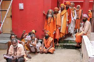 First batch of Amarnath pilgrims leave for Kashmir