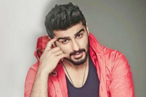 Arjun Kapoor showered with love by sisters on his 33rd birthday