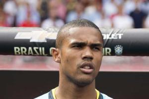 FIFA World Cup 2018: Brazil's Douglas Costa, Danilo to miss last match vs Serbia