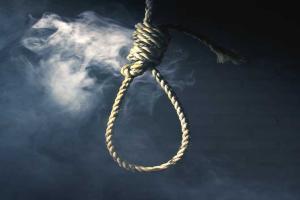Mumbai: Man, woman found hanging from tree in Palghar
