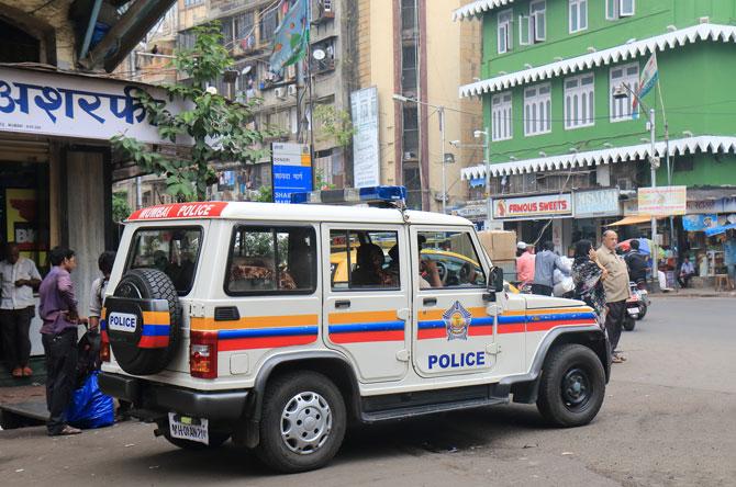 Maharashtra cops crack down on 