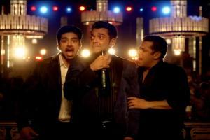 Salman Khan reunites with Mika Singh for Race 3 song 'Party Chale On'