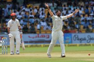 Umesh Yadav: Two new balls system has killed reverse swing in ODIs