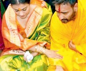 Ajay Devgn, Kajol seek blessings at Mahalakshmi temple in Kolhapur, watch video