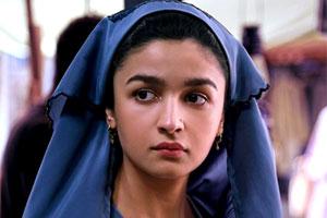 Alia Bhatt's birthday treat for fans, shares two new still of Raazi