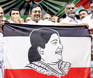 Dhinakaran floats new party named after 'Amma'