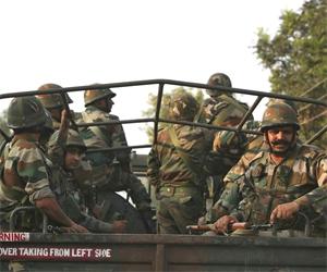 Army organises capacity-building tour for Rajouri youth