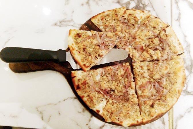 Chicken  cremosa pizza