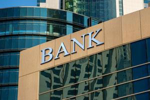No continuous holidays for banks during March end	