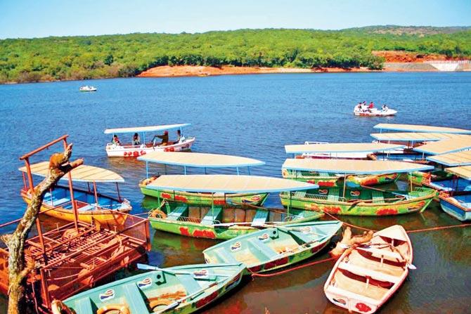 Boats on the Venna Lake