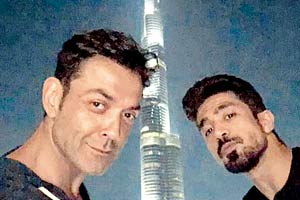 Bobby Deol and Saqib Saleem are bonding over on this thing!