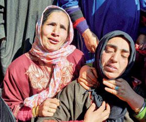 Clashes erupt over civilian deaths in Srinagar