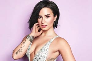 Wilmer Valderrama says his former girlfriend Demi Lovato is a 'hero'