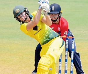 Women's T20 Tri-Series: Lanning hails Perry after Oz crush England by 8 wickets