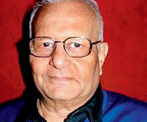 Veteran mountaineer Harish Kapadia edits Legendary Maps from The Himalayan Club