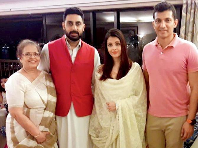 The Bachchans with co-founder Lakshit Shetty (extreme right)