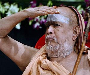 Kanchi seer Jayendra Saraswati laid to rest