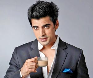 Mohit Malik takes home-cooked food for on-screen daughter
